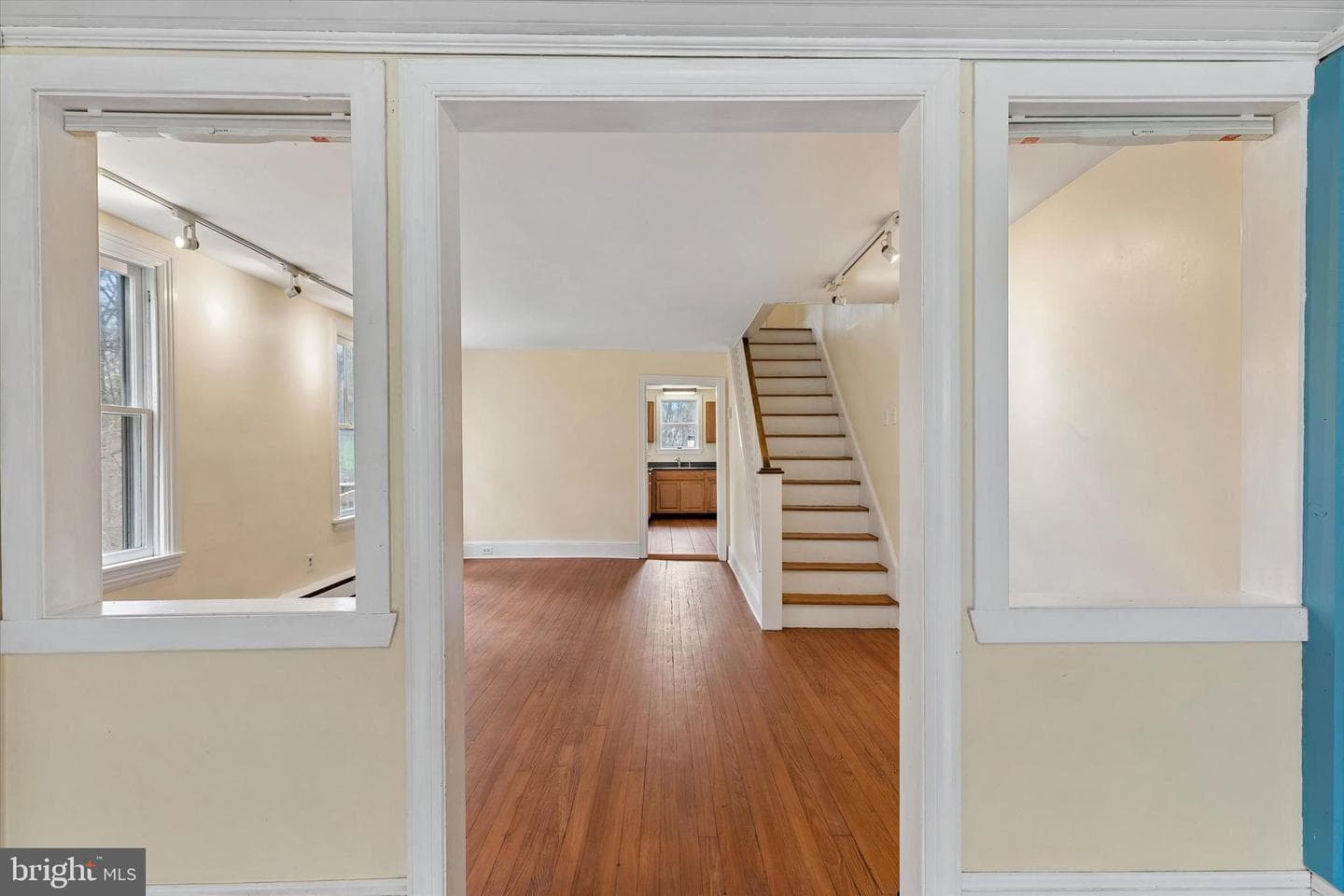 27 Woodbine Avenue photo 10