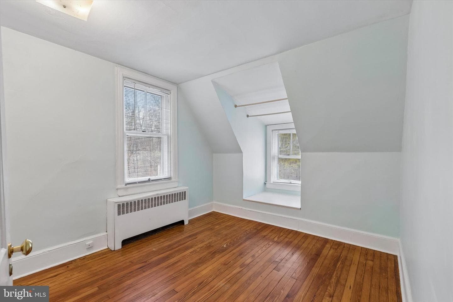 27 Woodbine Avenue photo 15