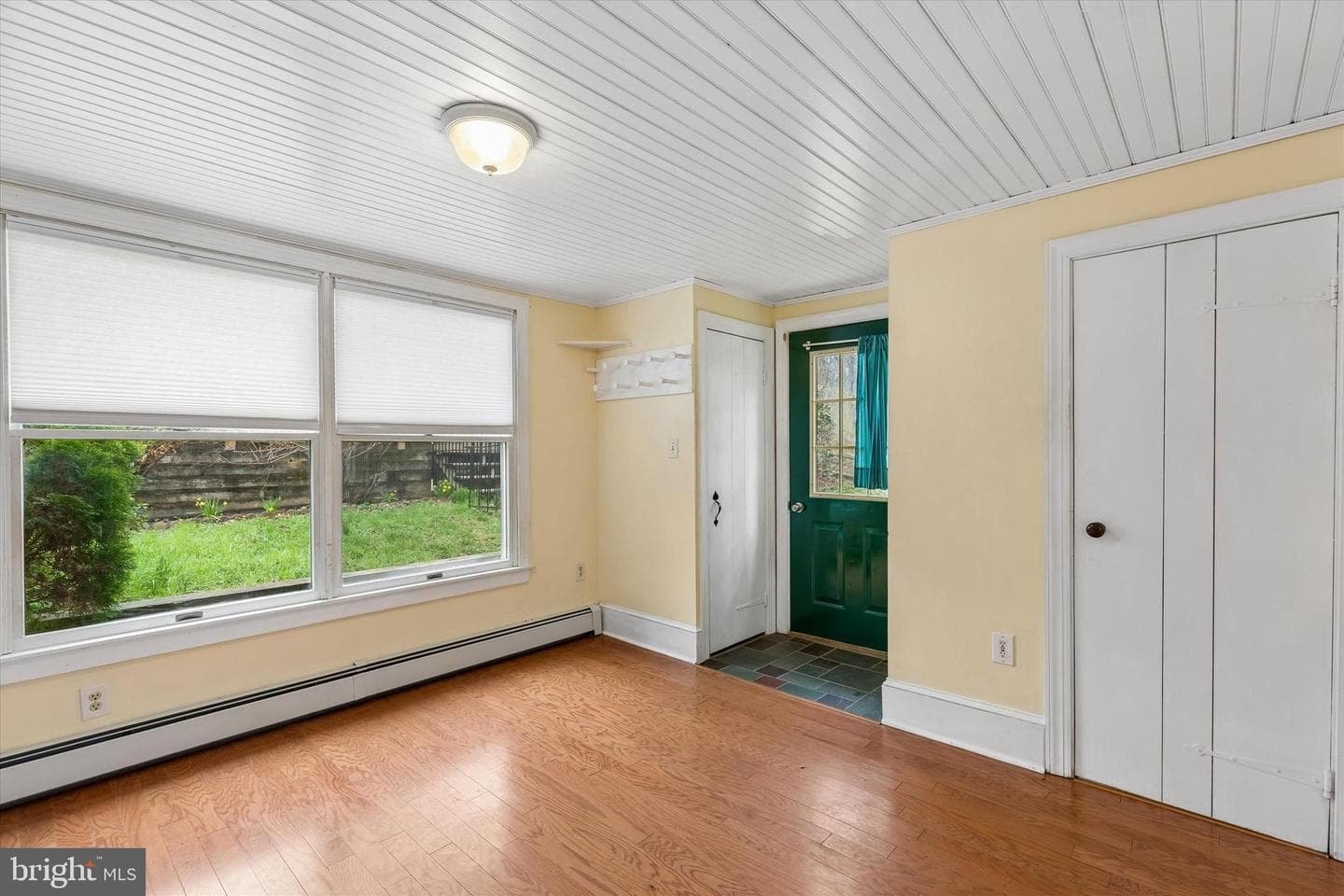 27 Woodbine Avenue photo 8