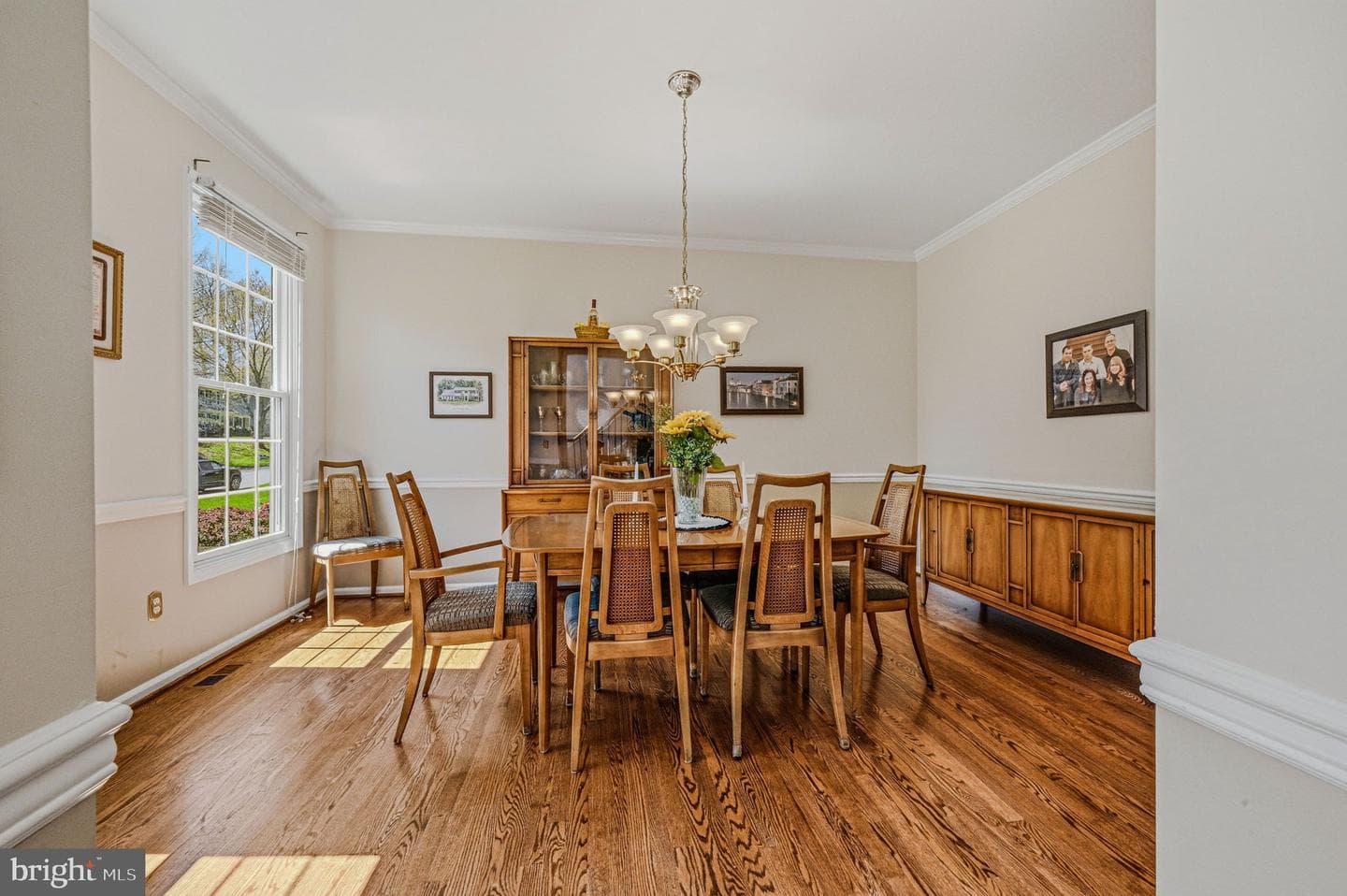 1045 Saint Georges Lane photo 7