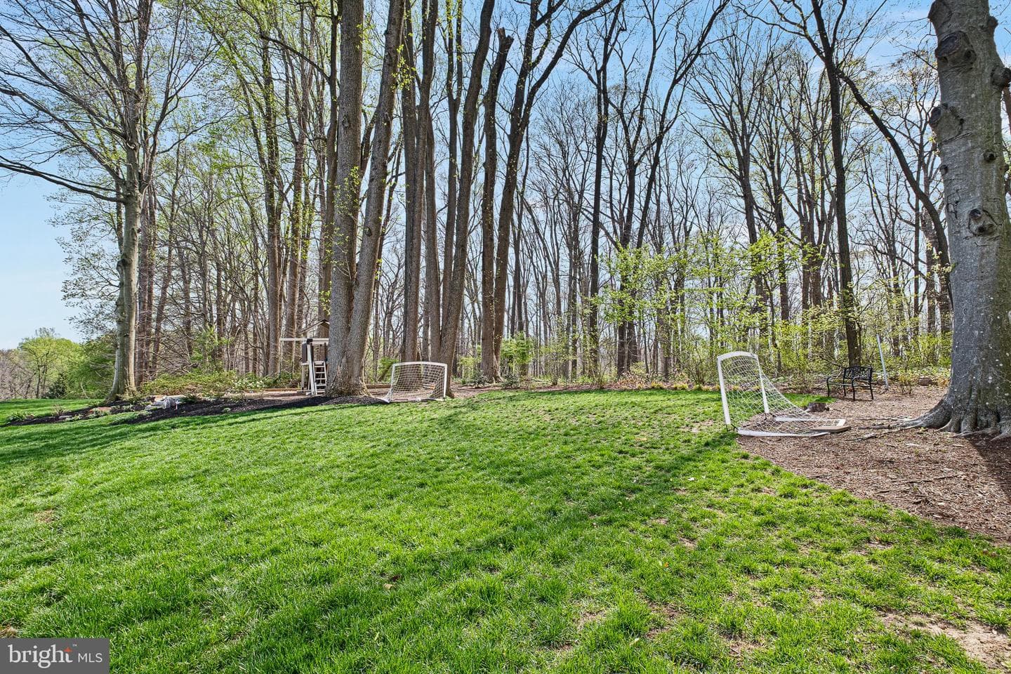 122 Hamilton Road photo 36