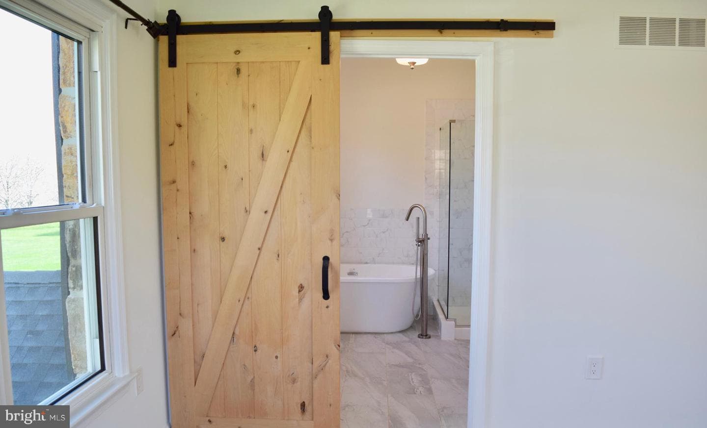 6 Meadow Wood Lane photo 21