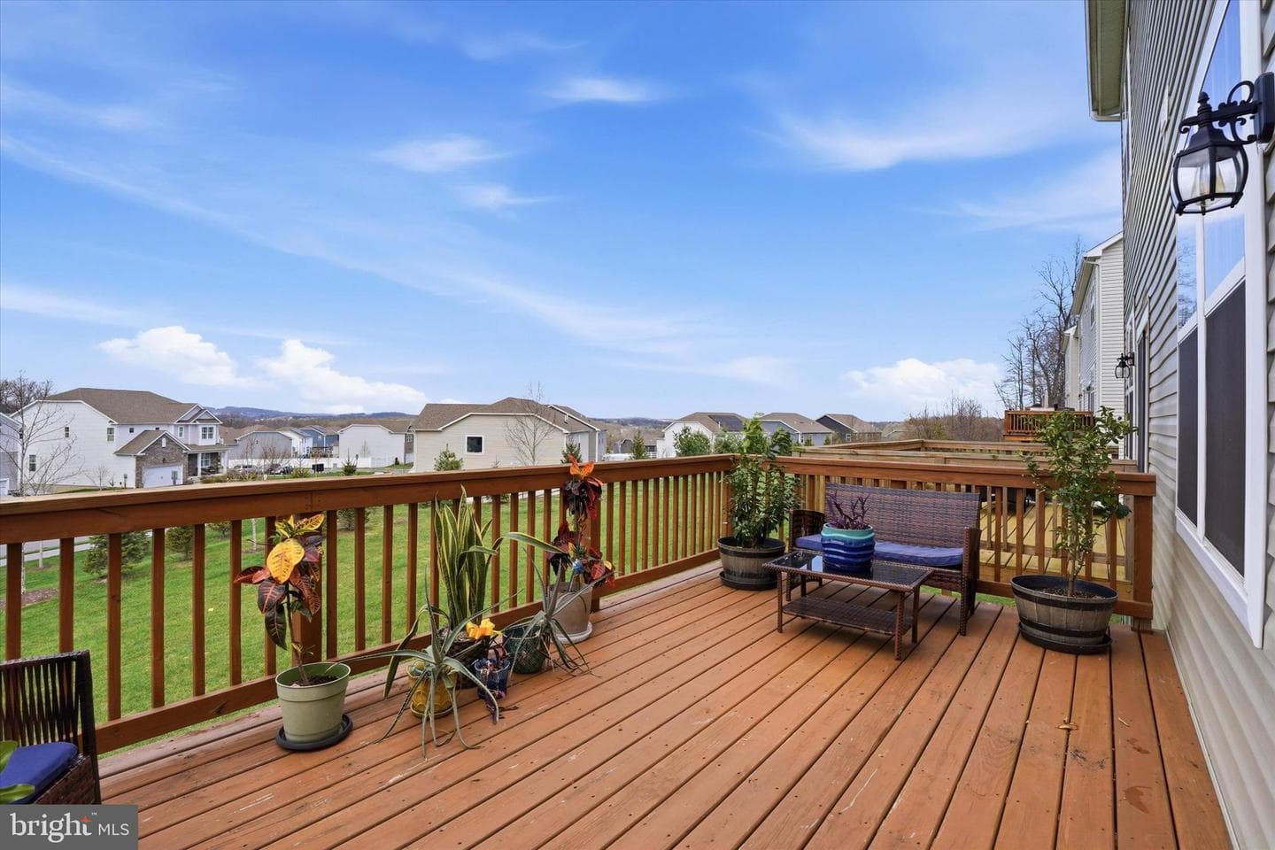 327 Dawson Place photo 10
