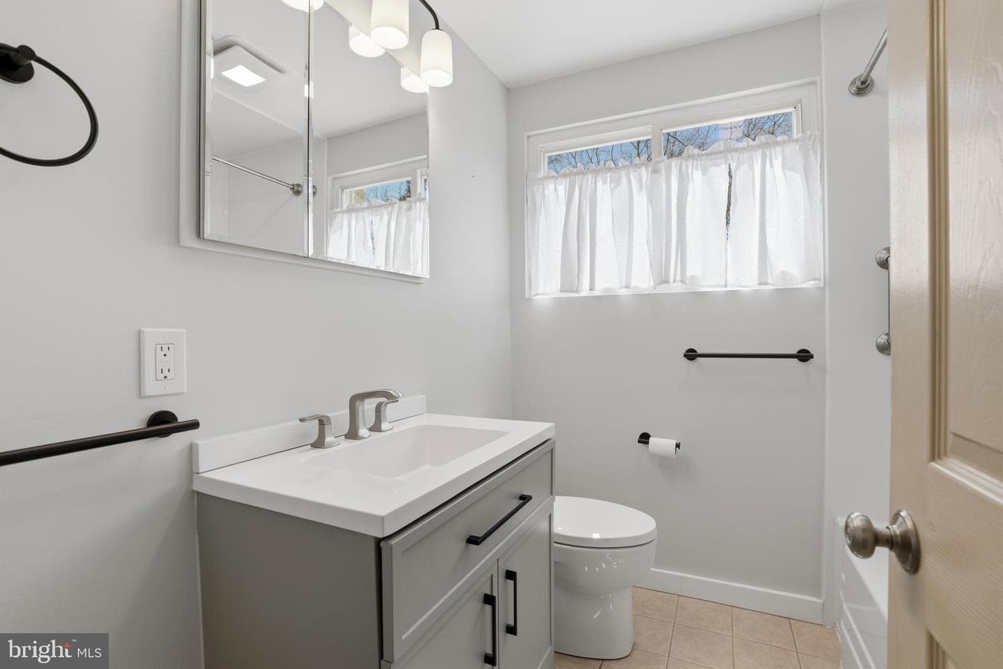 56 Cobblestone Drive photo 13