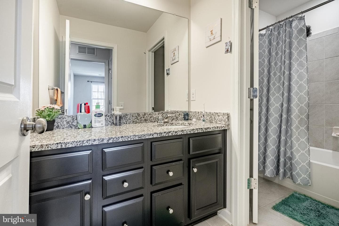 322 Stafford Court photo 25