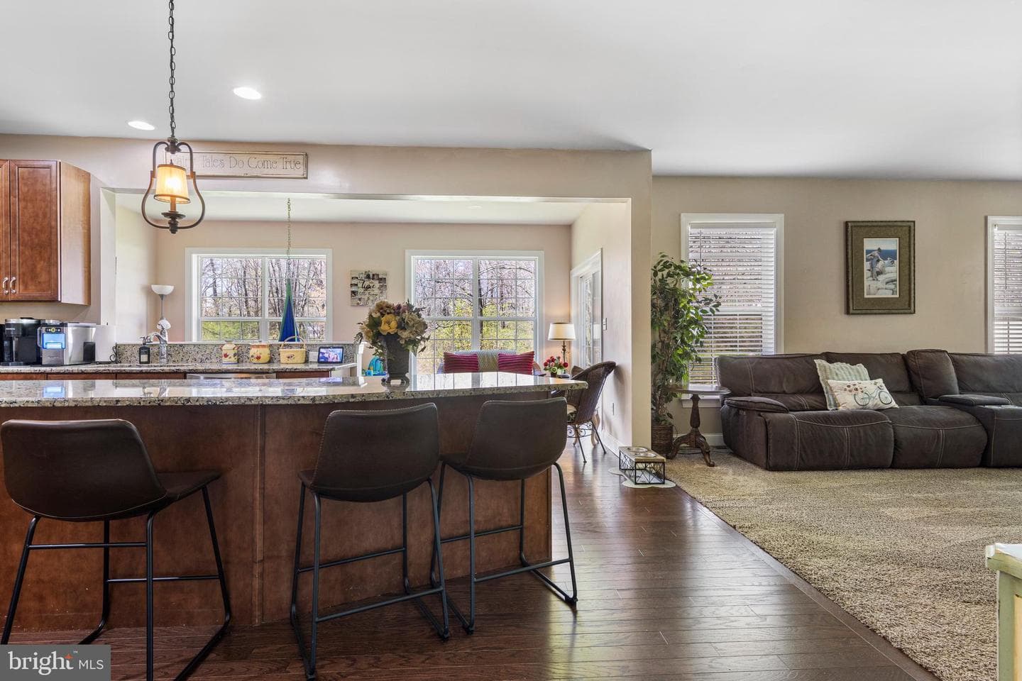 827 Oak Tree Road photo 16