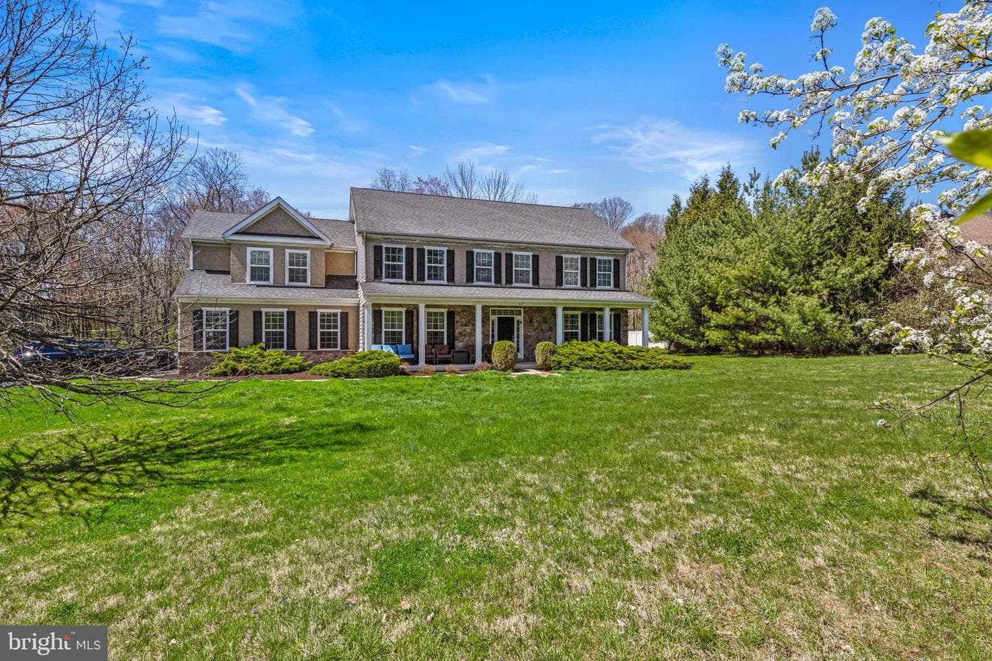 827 Oak Tree Road photo 2