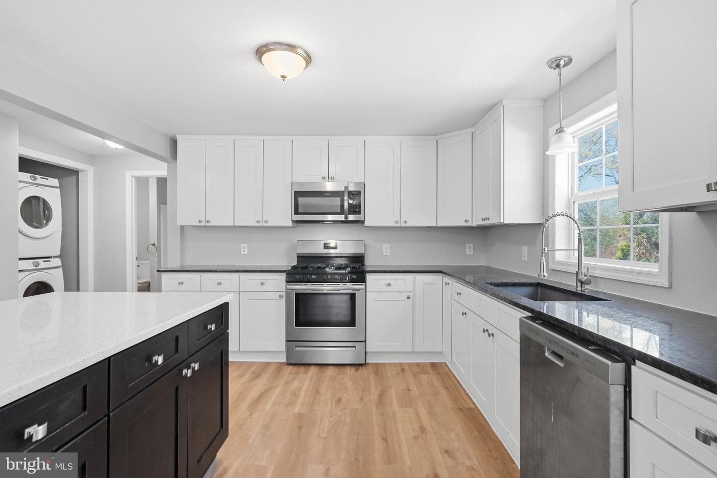 123 E Harmony Road photo 17