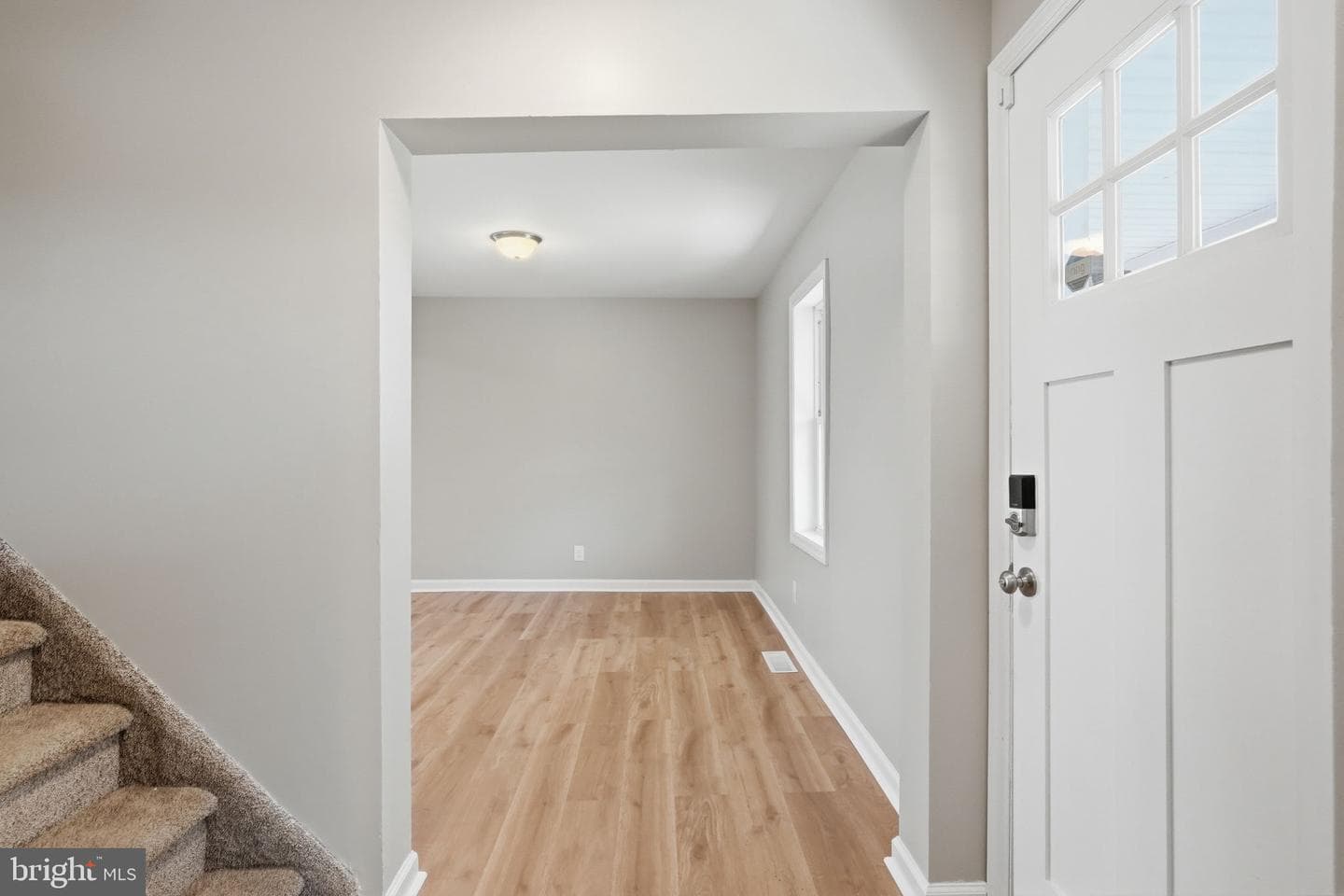 123 E Harmony Road photo 24