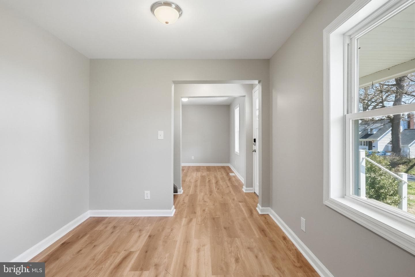 123 E Harmony Road photo 25