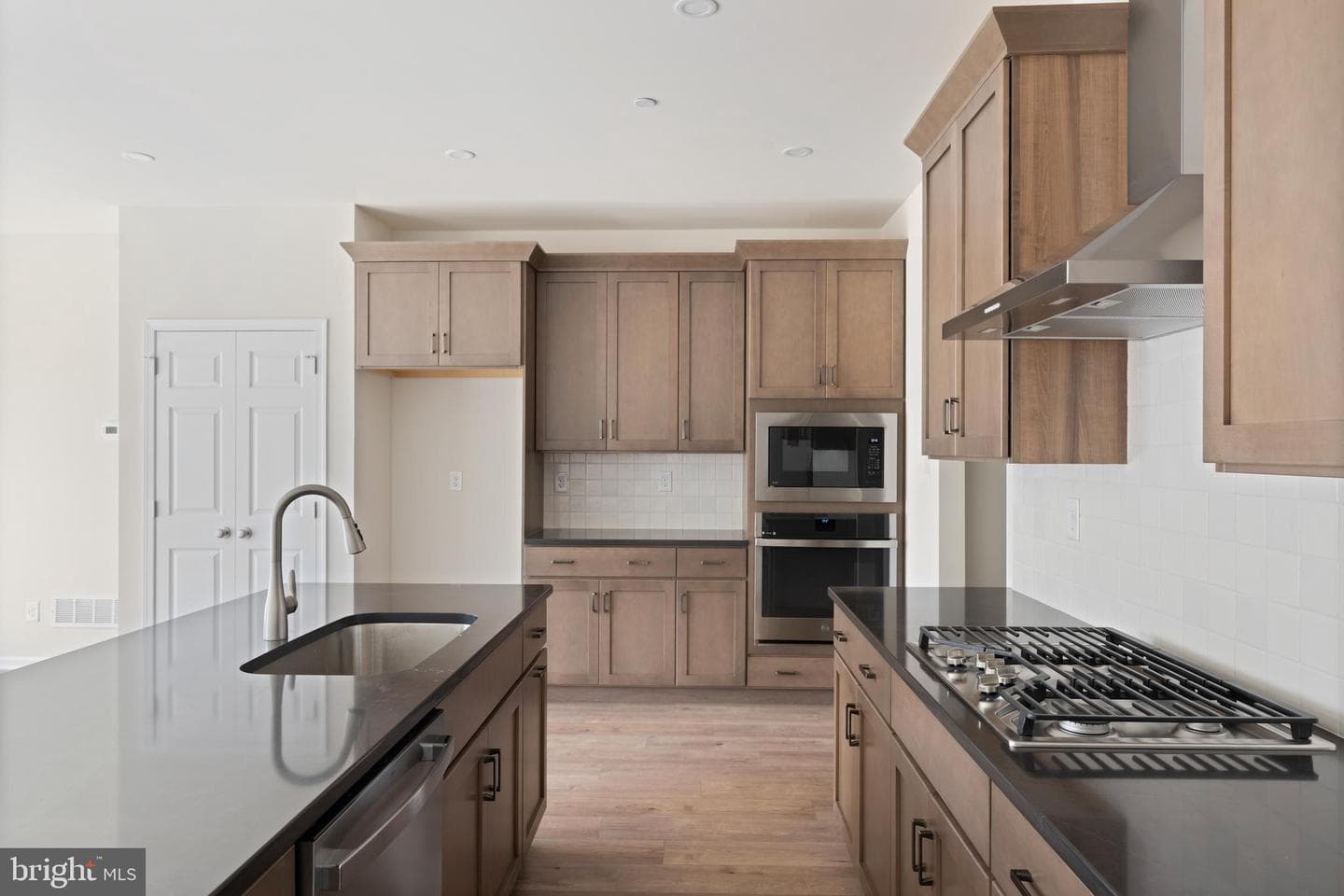 00 Tullow Hill Drive #sutton photo 33