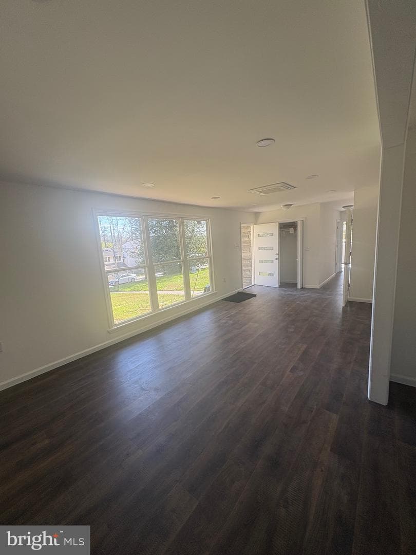 633 Coates Street photo 5