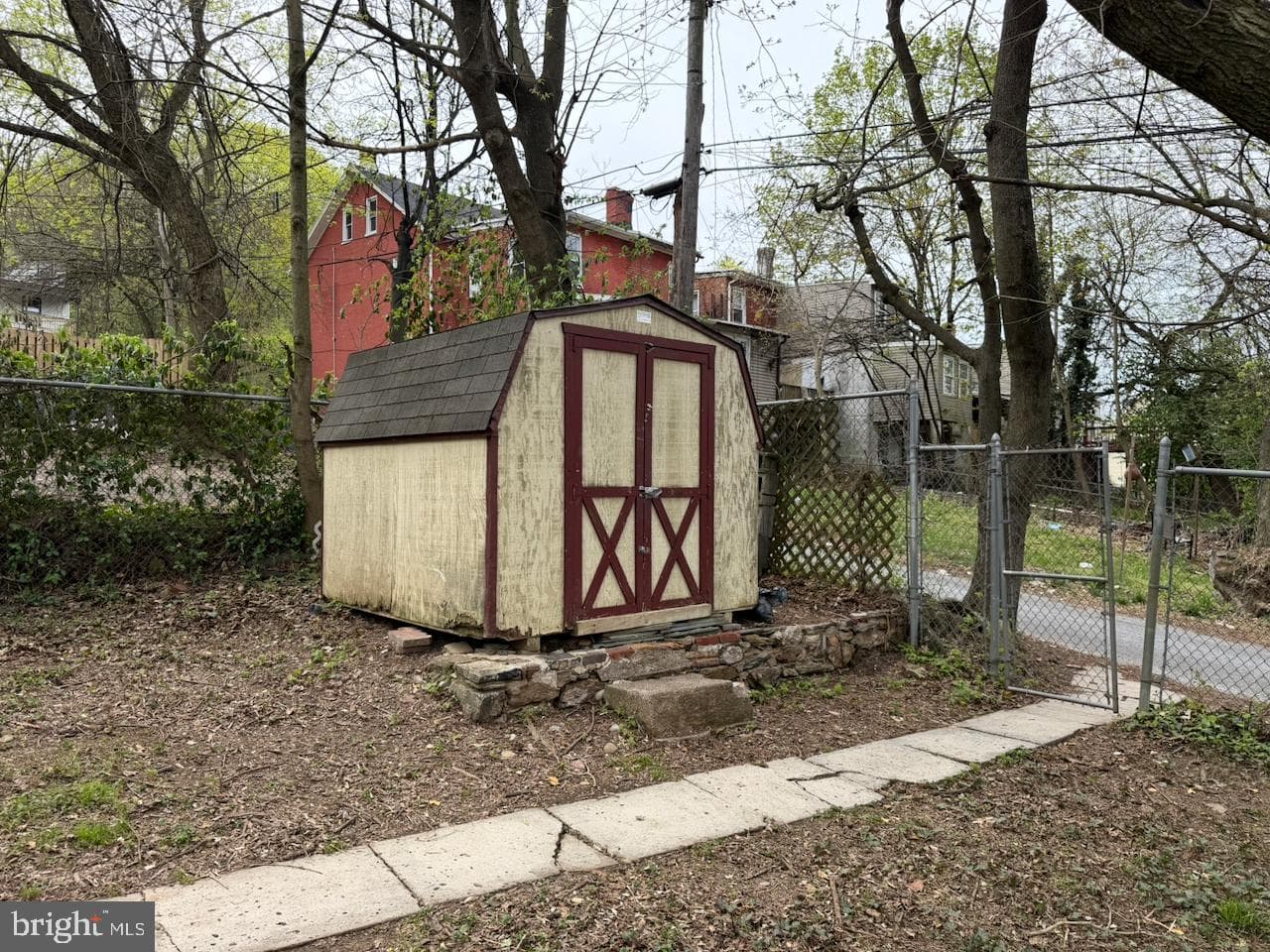 146 S 5th Avenue photo 30
