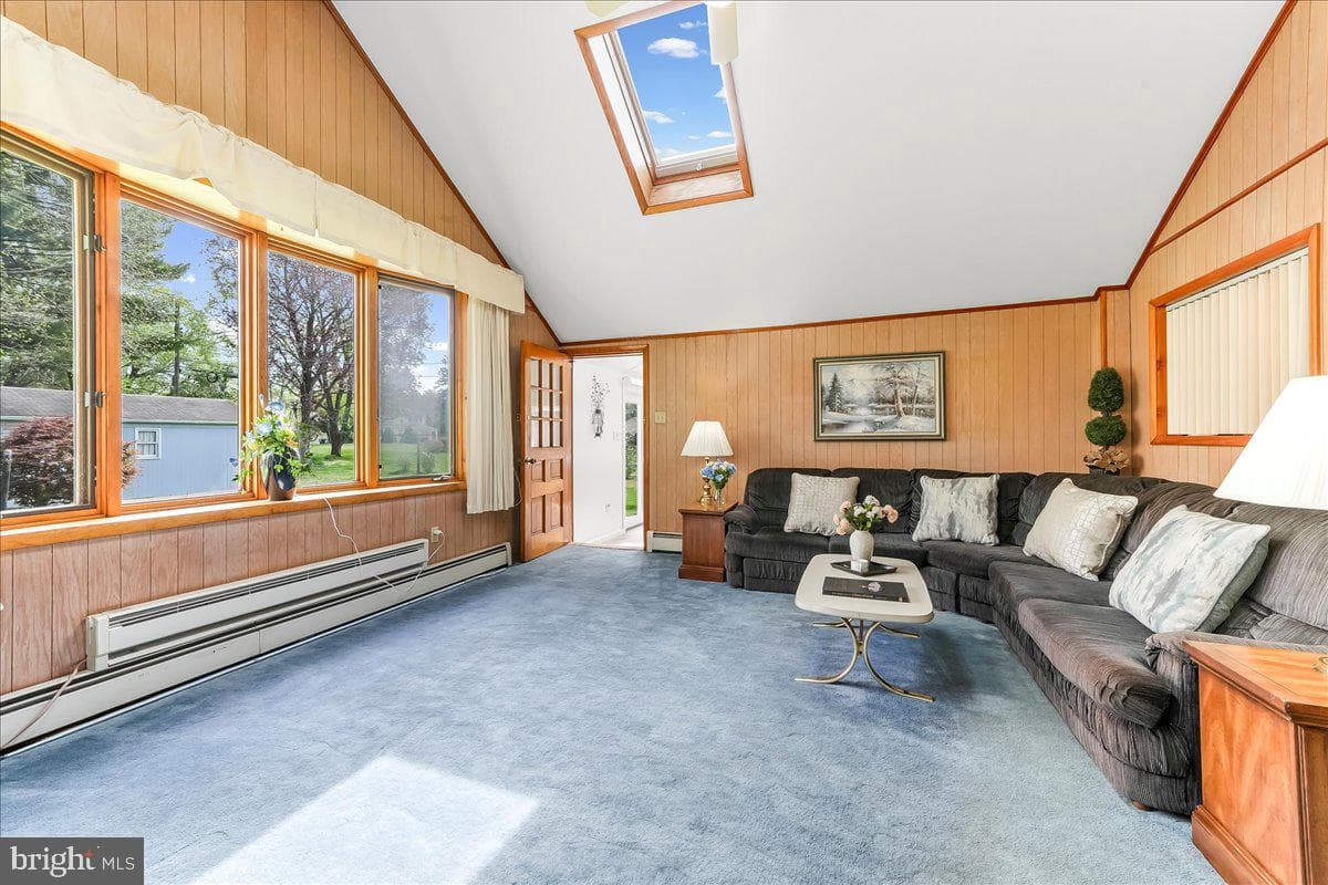2 Marian Road photo 12