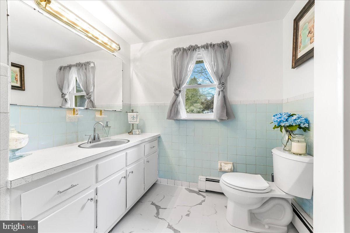 2 Marian Road photo 25