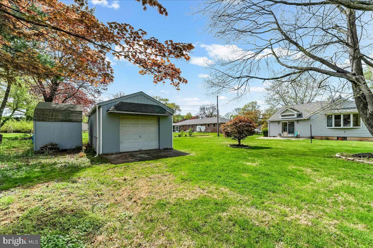 2 Marian Road photo 39