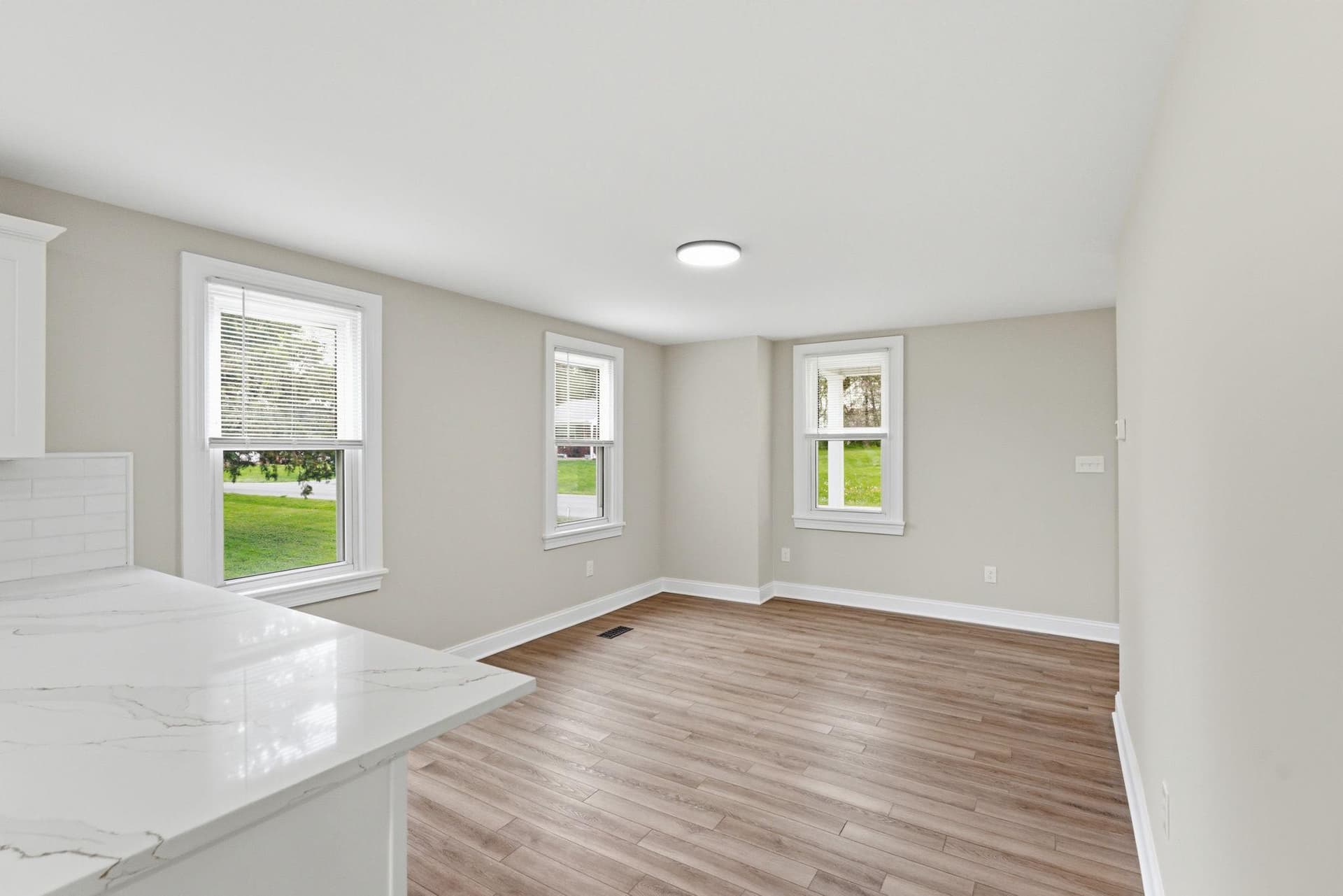 114 Mount Pleasant Road photo 9
