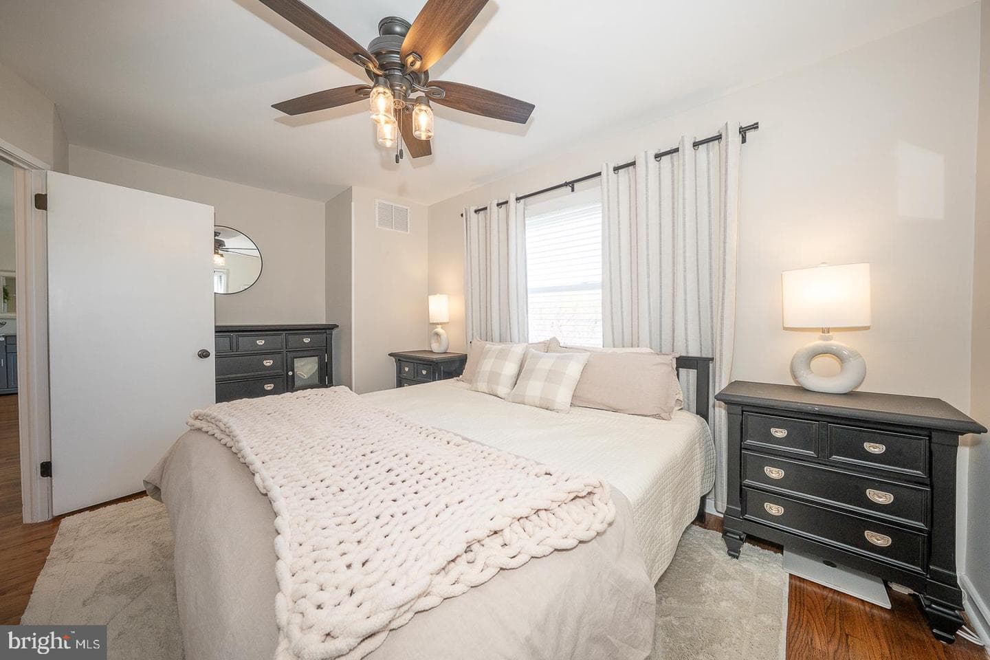 30 Midland Avenue photo 11