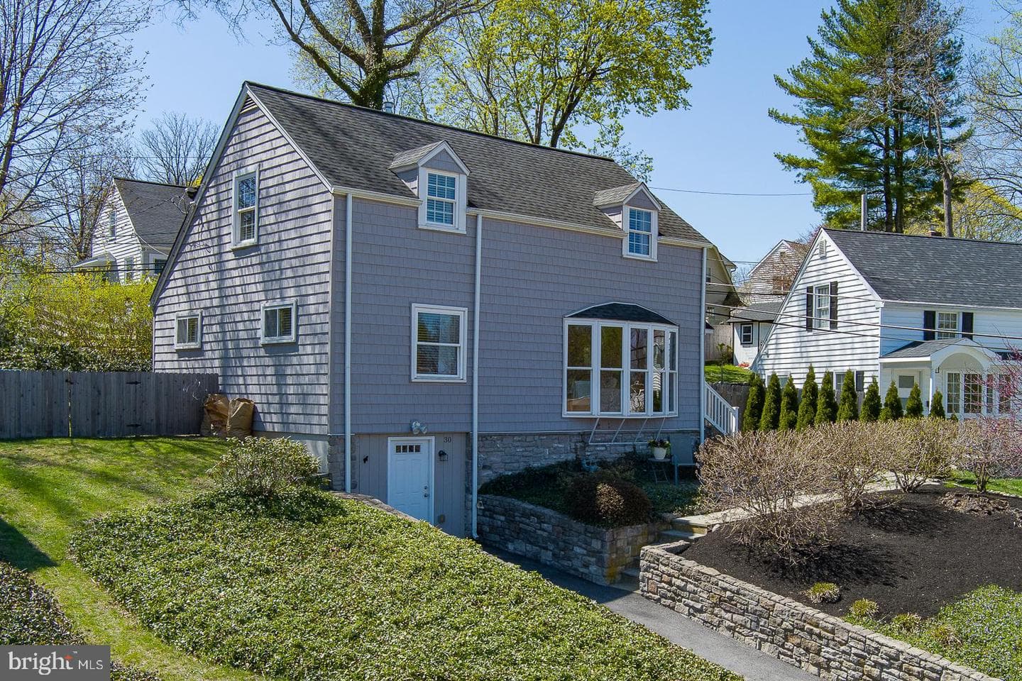 30 Midland Avenue photo 27