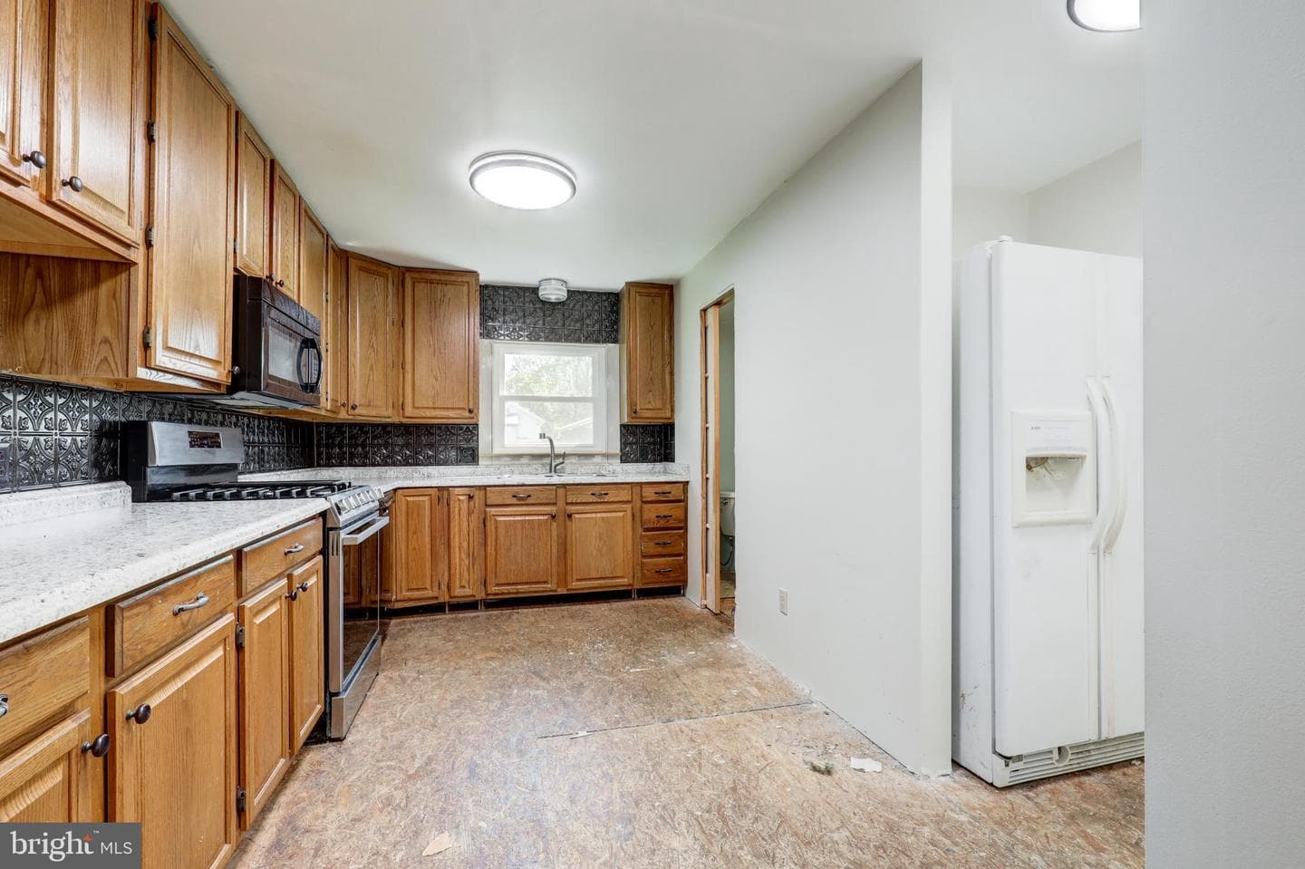 411 Franklin Street photo 13