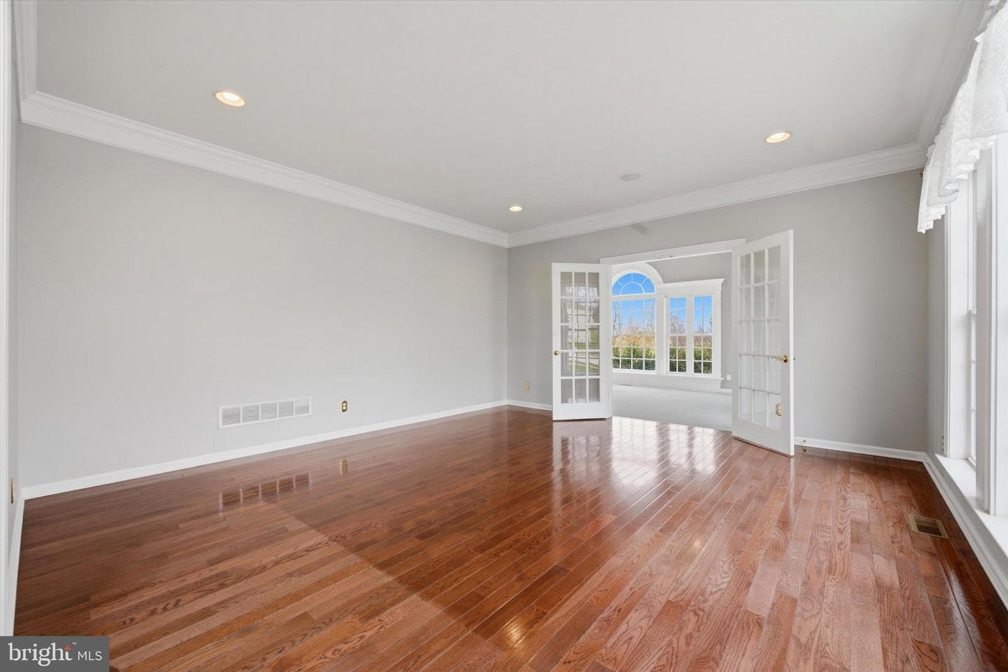 8 Deerfield Drive photo 8