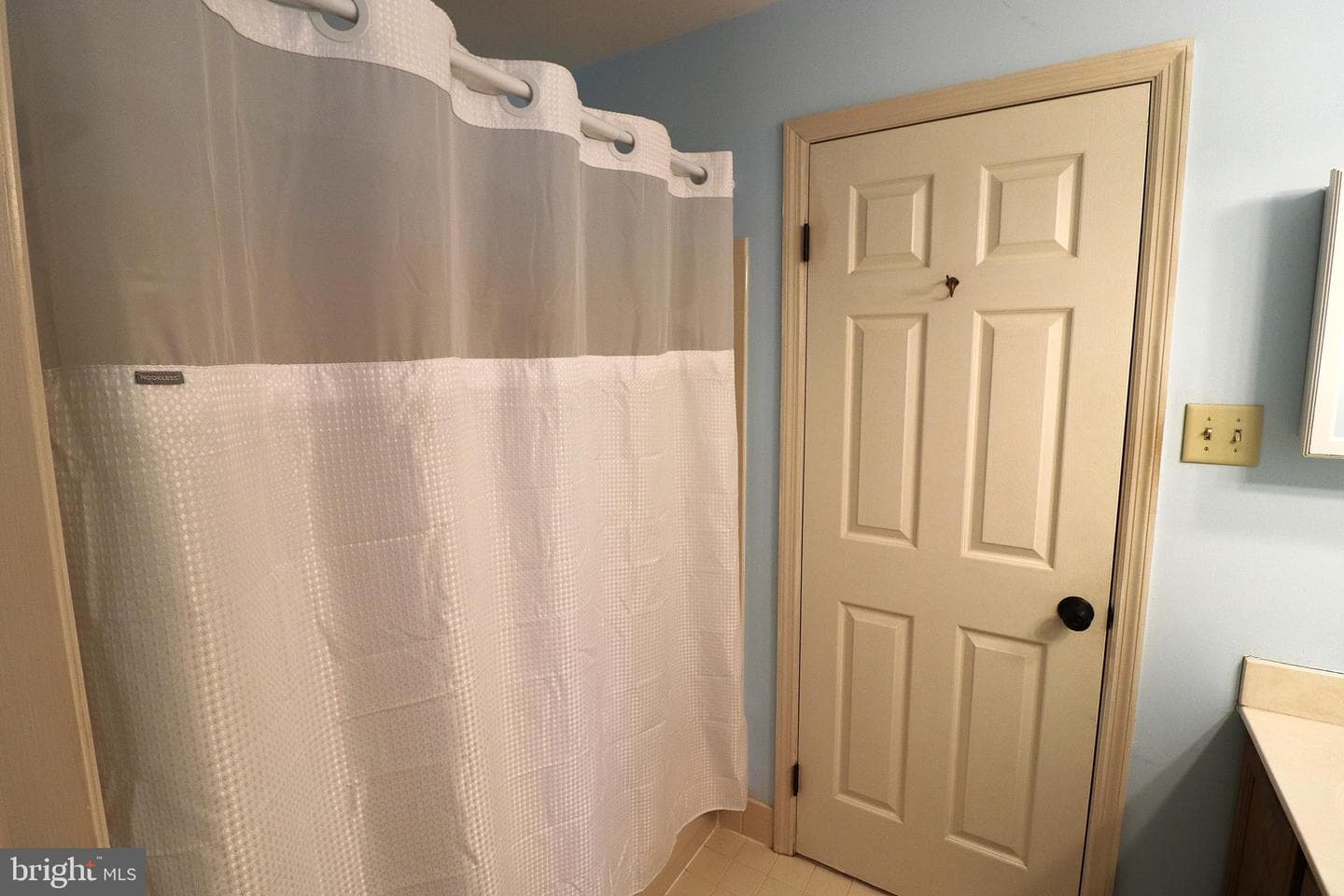 209 Fairfield Court #209 photo 15