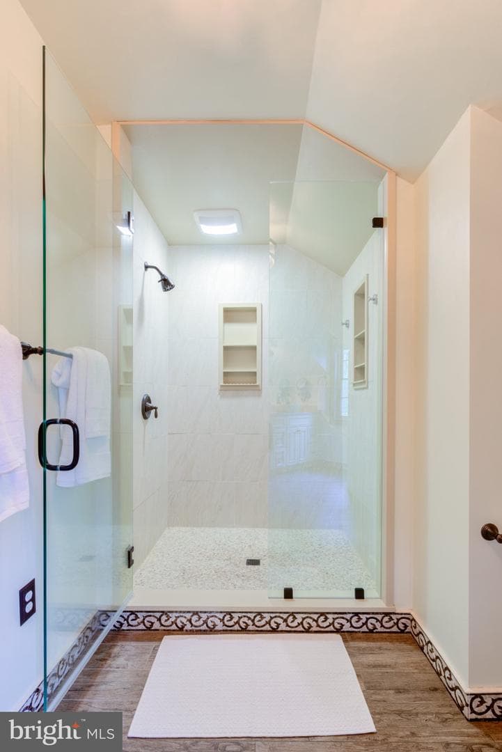 1324 College Hill Drive photo 47