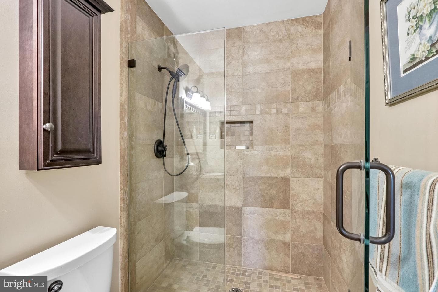 219 Wiltshire Drive photo 37