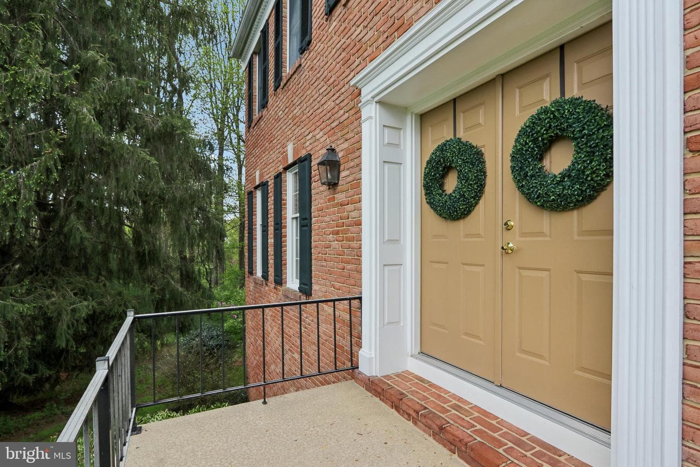 219 Wiltshire Drive photo 6