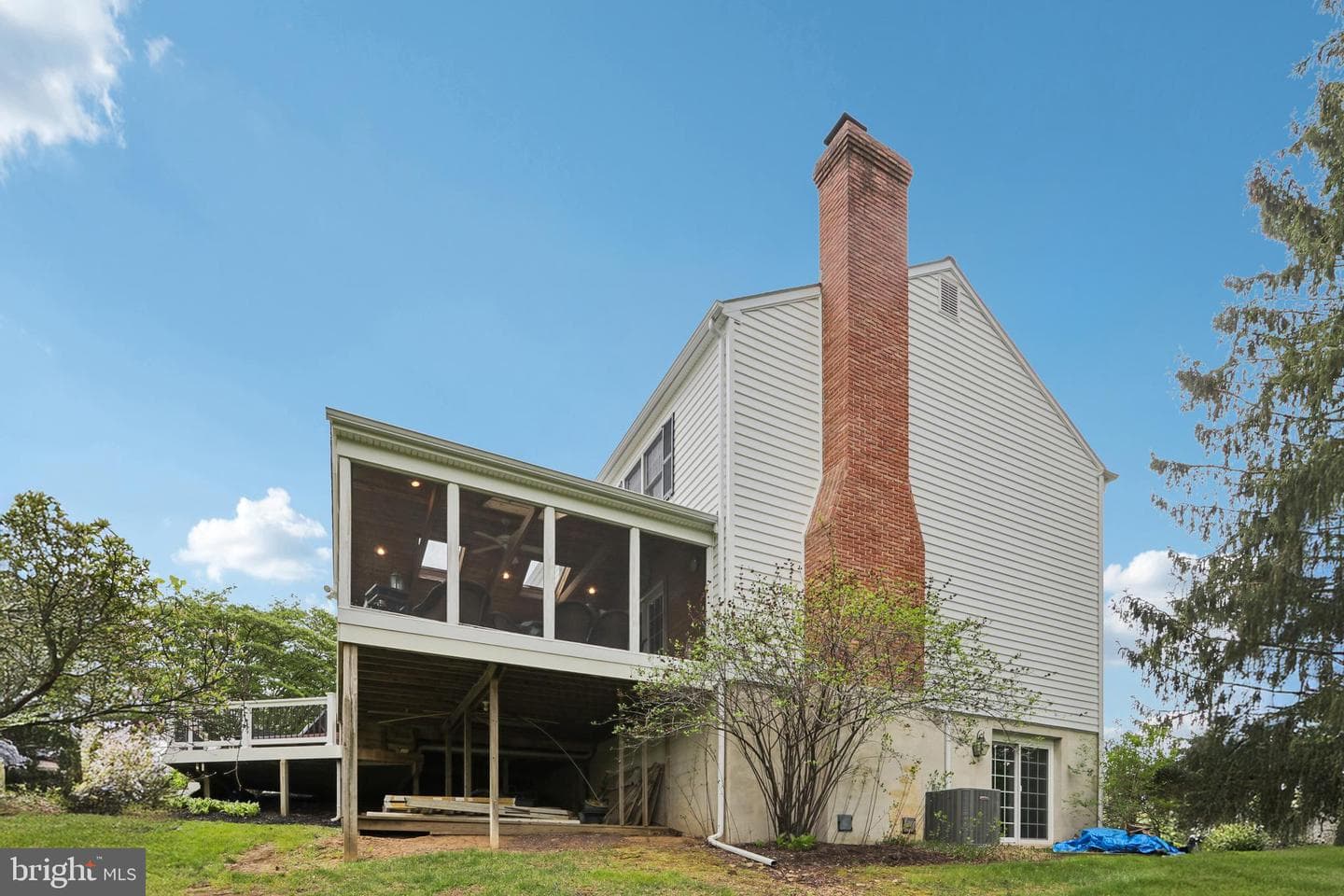 219 Wiltshire Drive photo 61