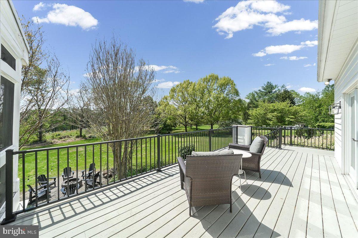 314 Belmont Court photo 46