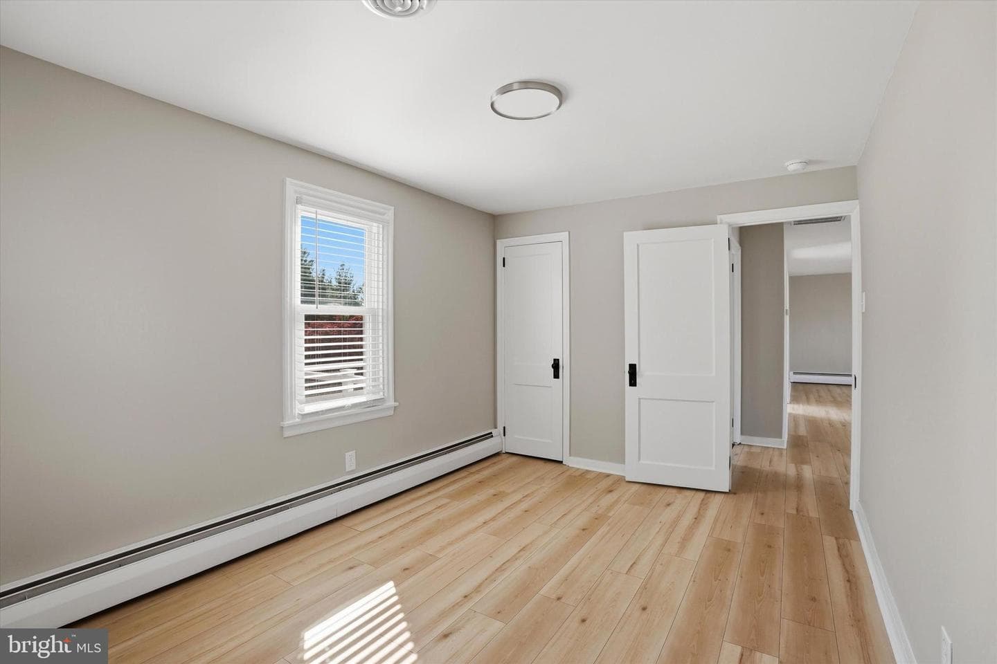 759 Starr Street photo 11