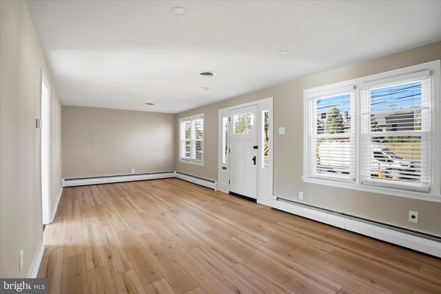 759 Starr Street photo 3