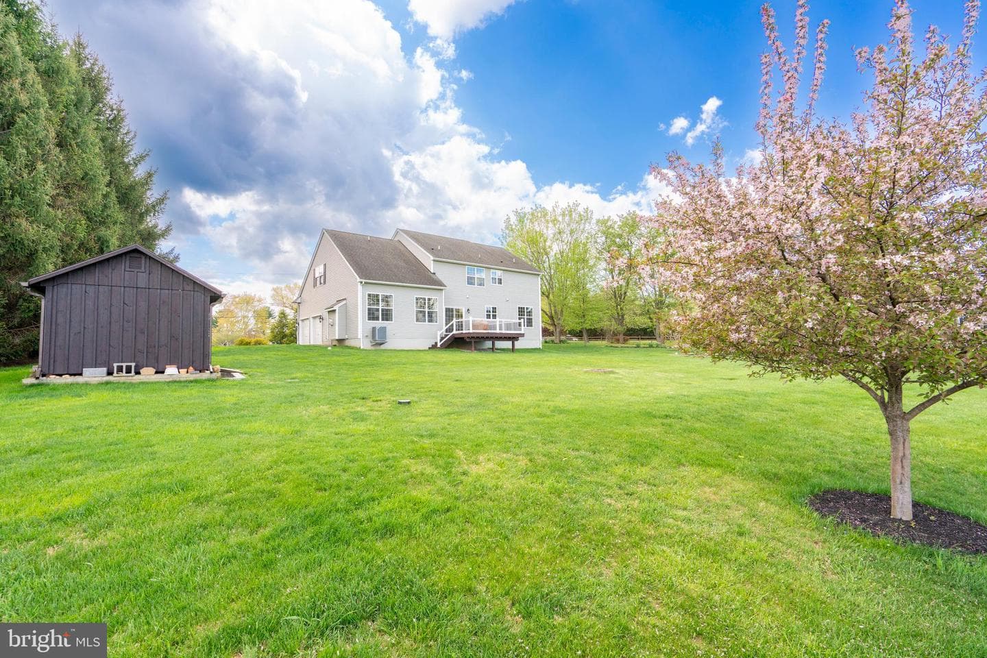 605 Clarks Lane photo 45