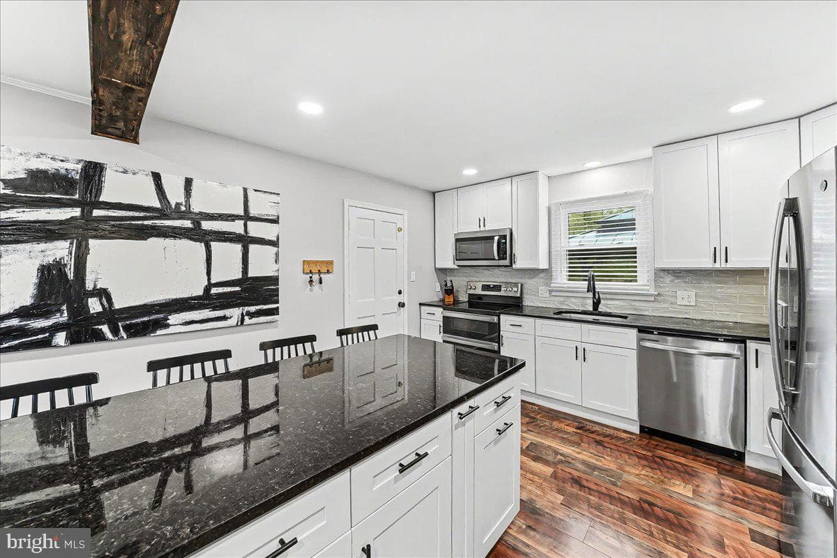 772 Hunters Run Road photo 18