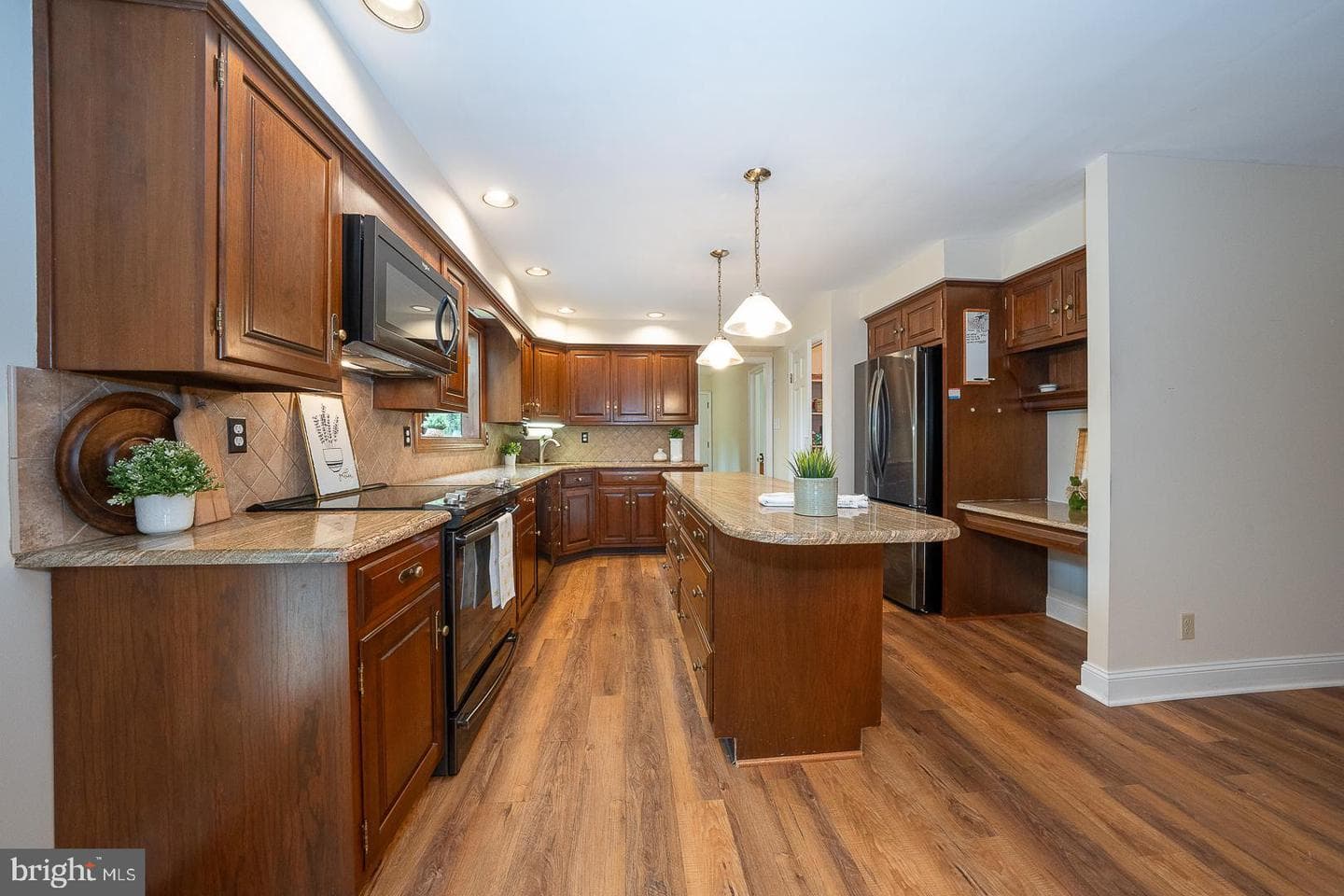 6 Quarterwood Road photo 10