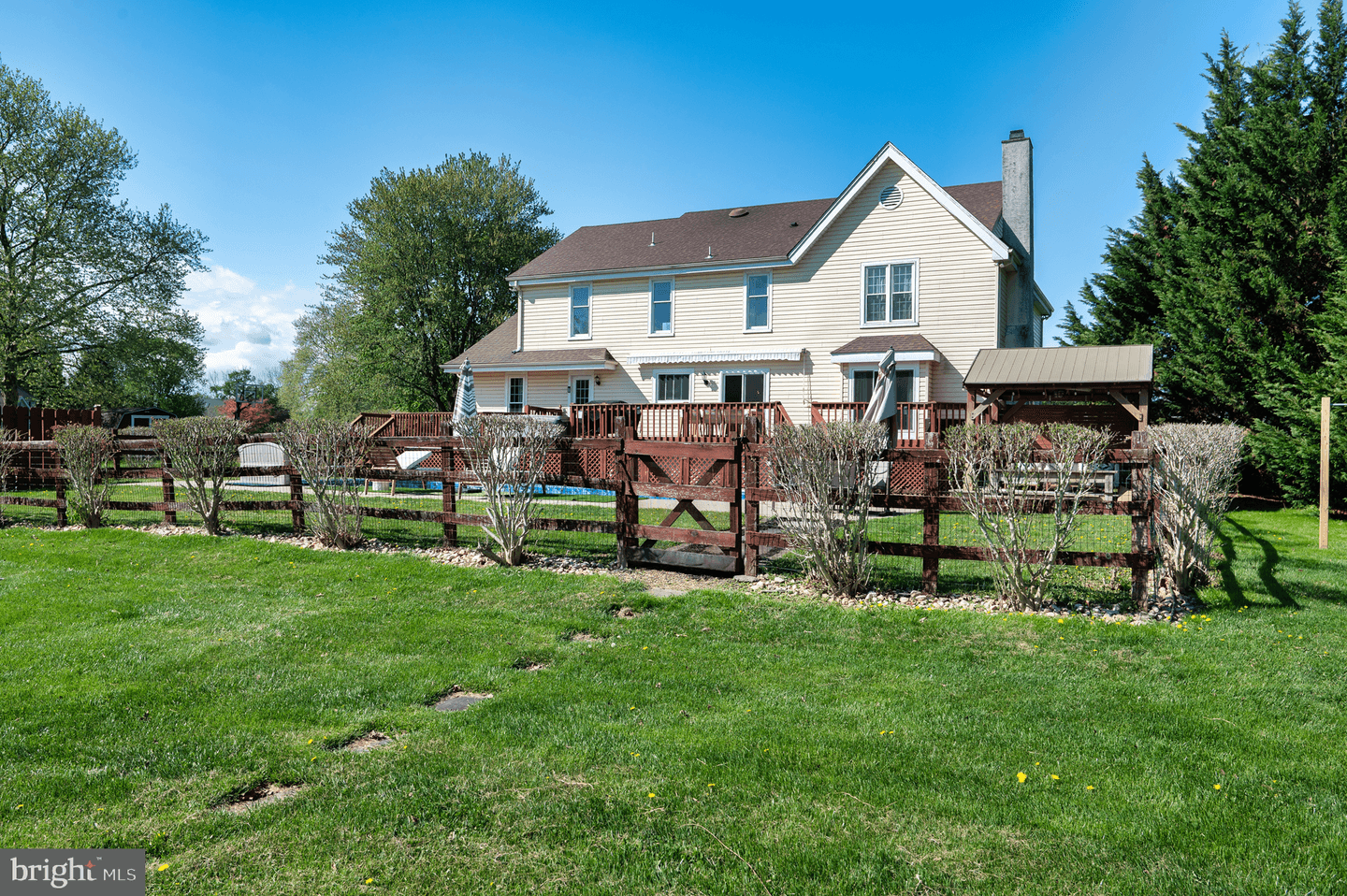 11 Meadow Wood Lane photo 64