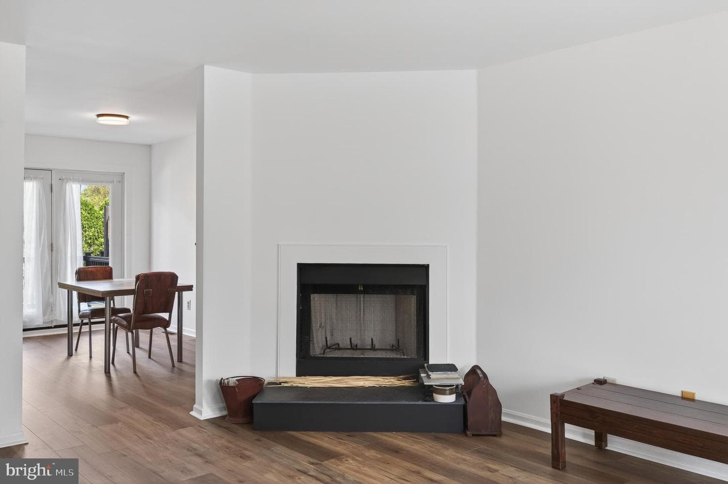 122 Longford Road photo 3