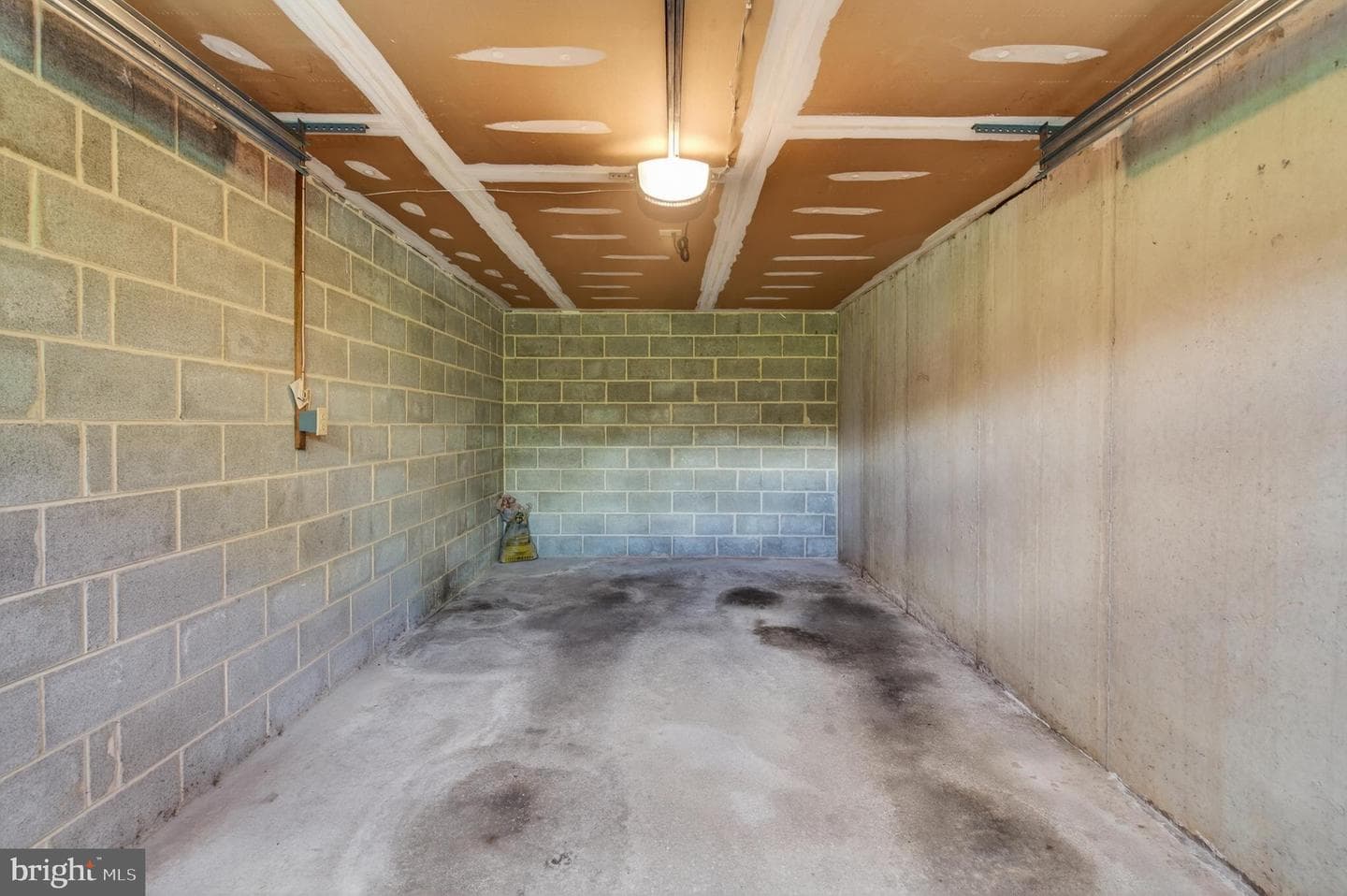 122 Longford Road photo 33