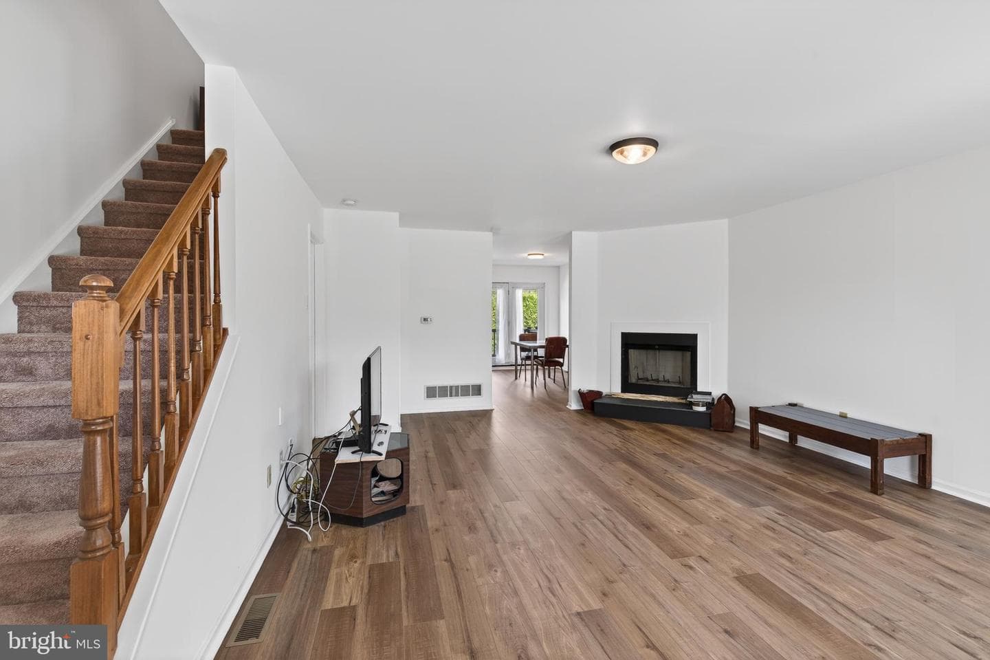122 Longford Road photo 9
