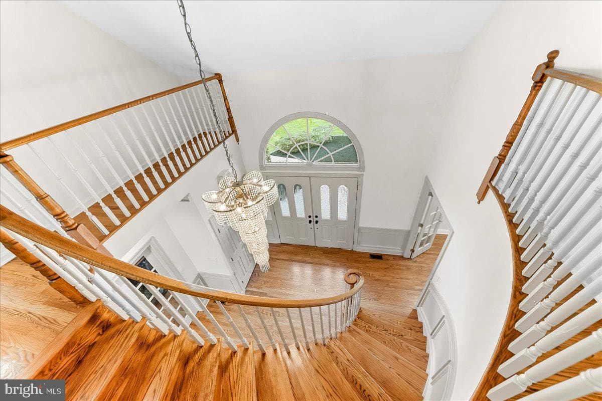 296 Hickory Drive photo 5