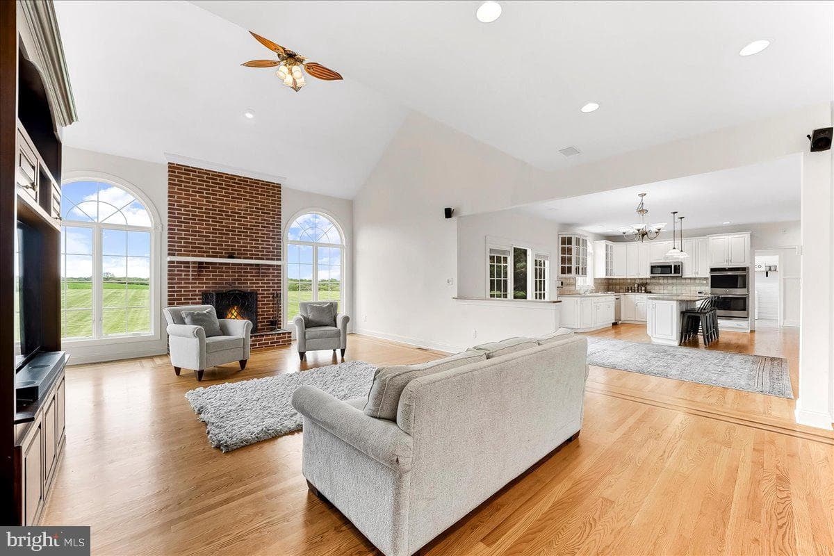 296 Hickory Drive photo 8