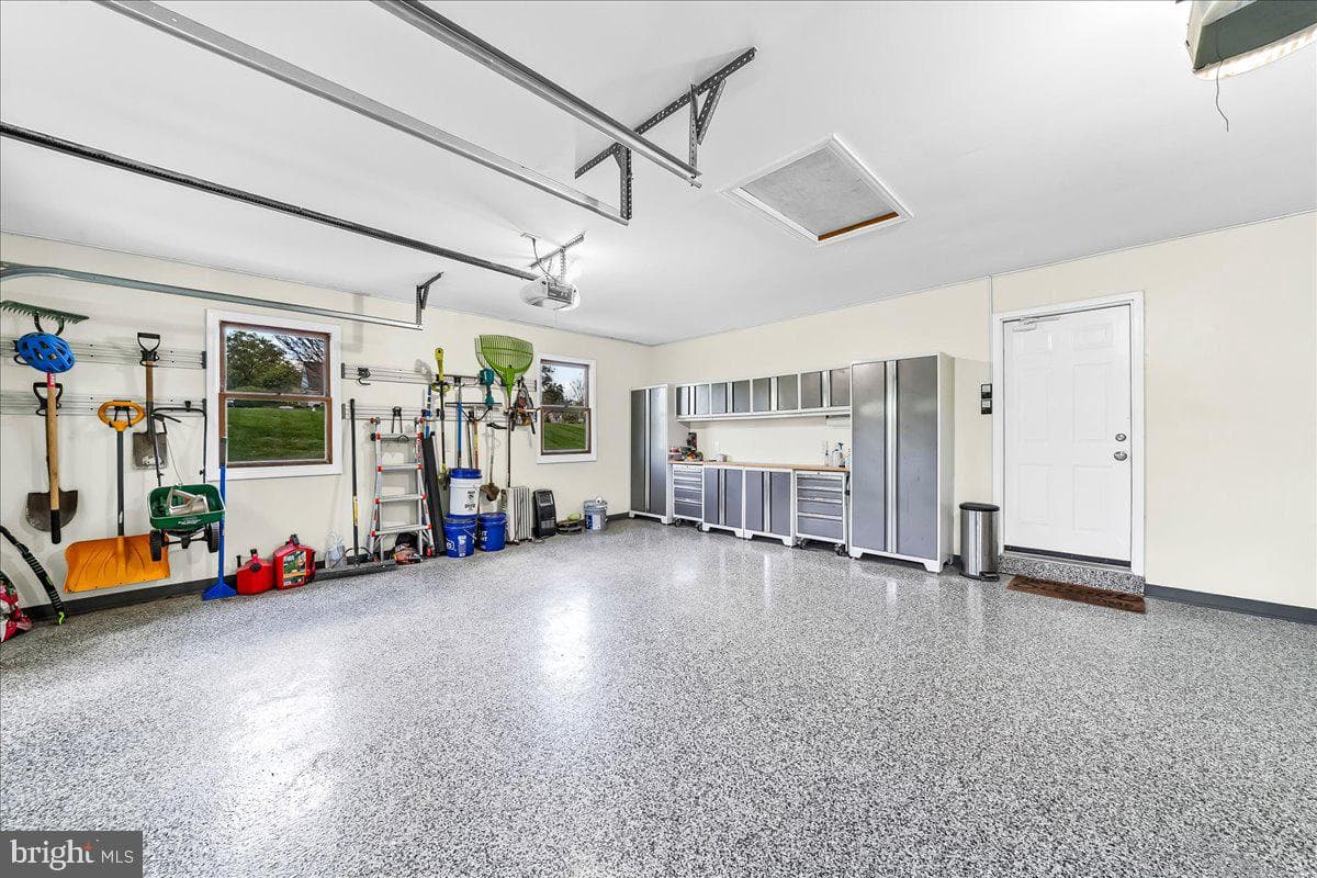 407 Valley Drive photo 29