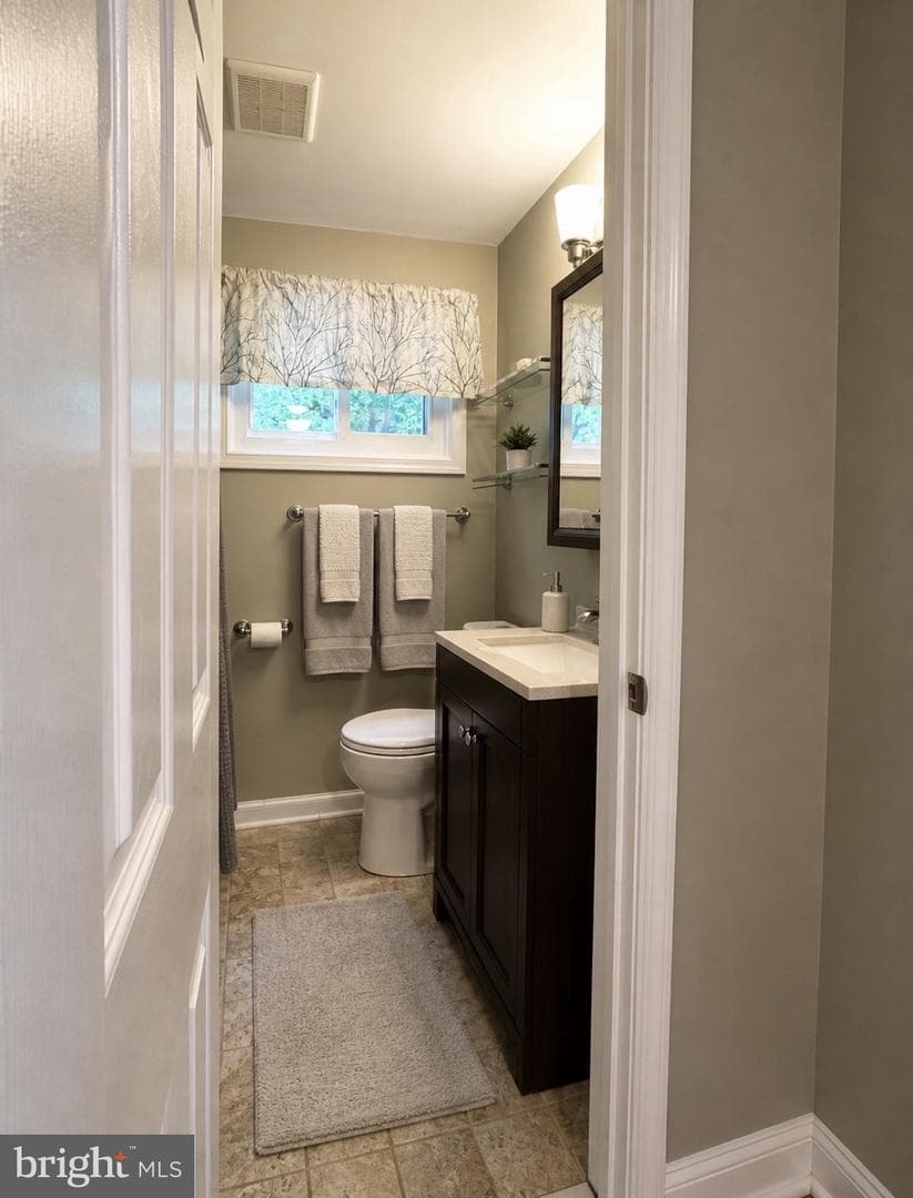 10 Jacqueline Drive photo 22