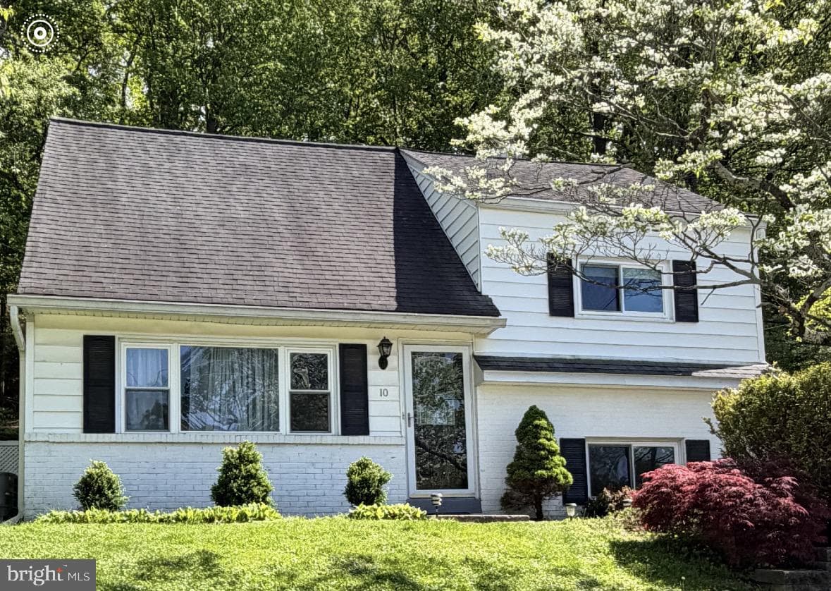 10 Jacqueline Drive photo 3