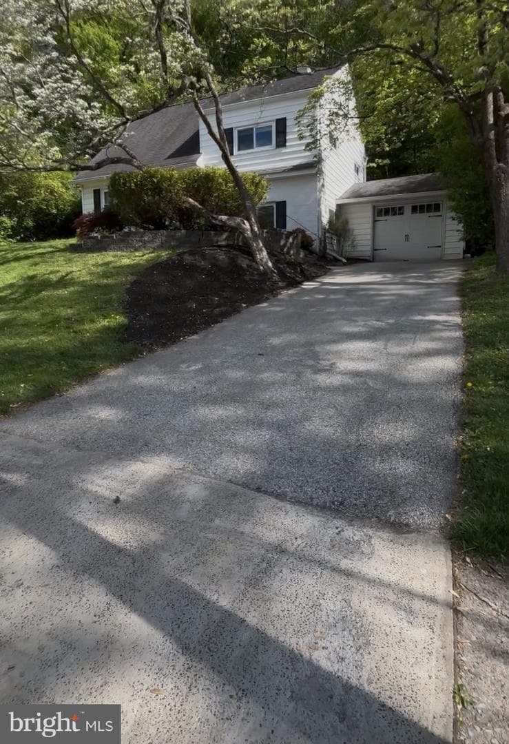 10 Jacqueline Drive photo 6