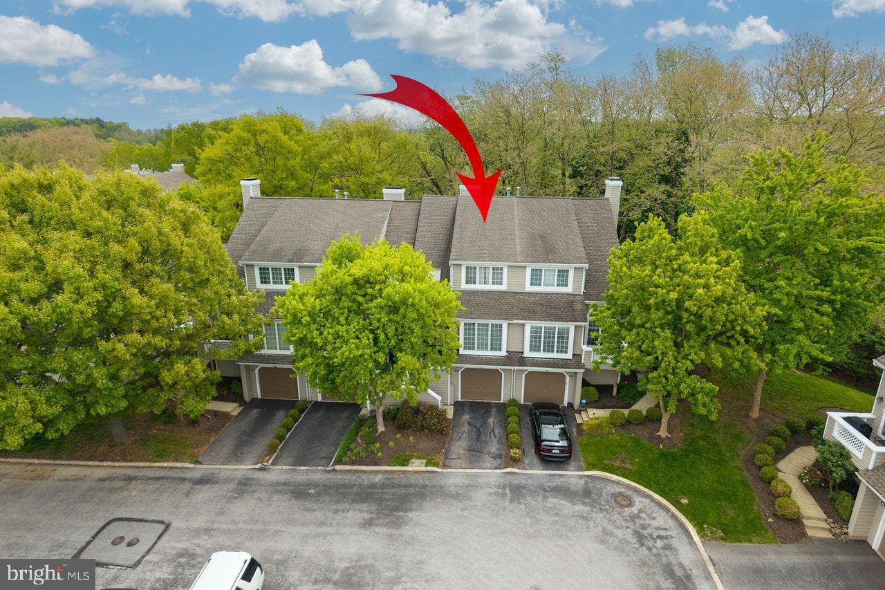 32 Cabot Court photo 5