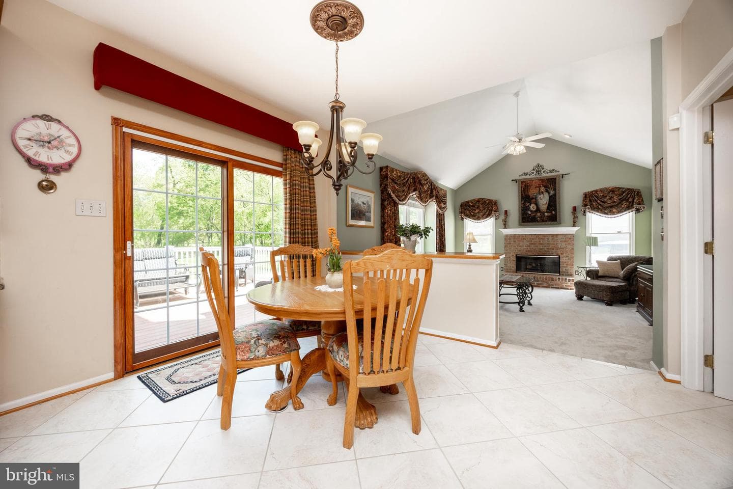 1345 Wooded Knolls photo 16