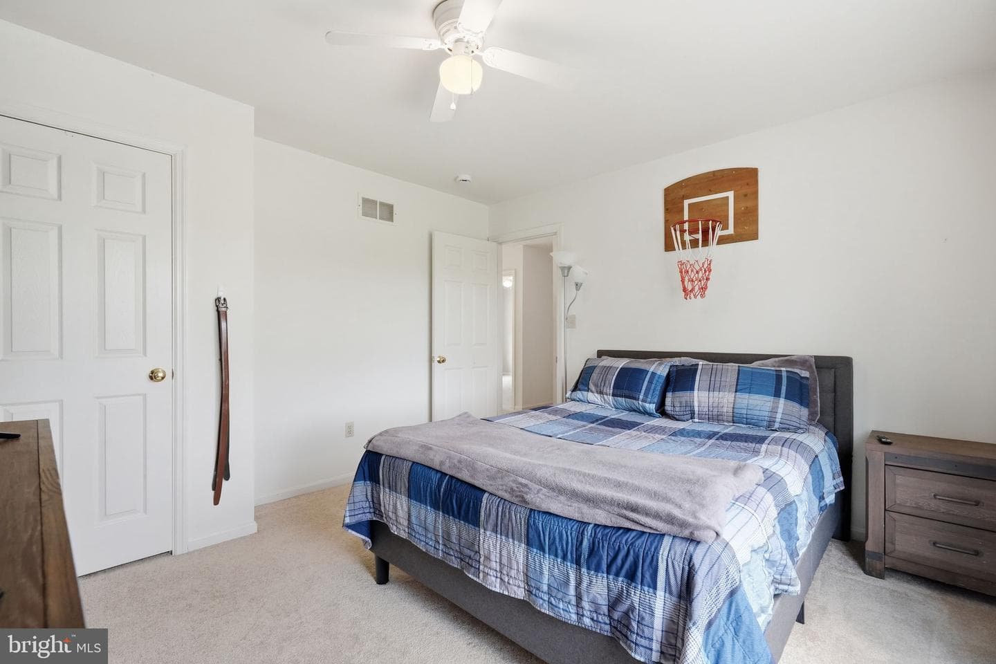106 Stonebridge Lane photo 29