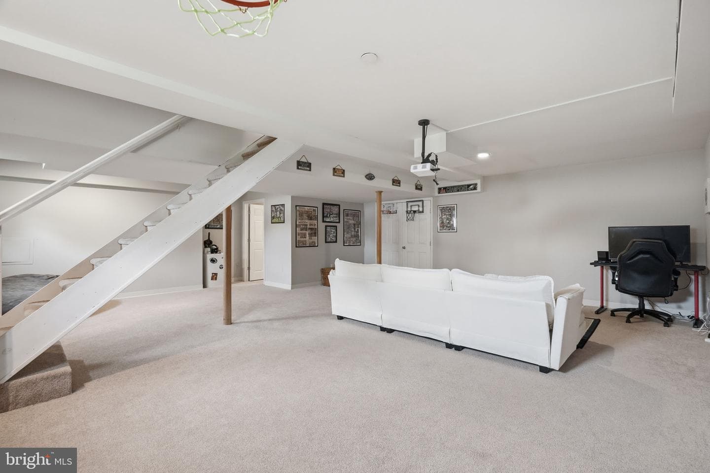 106 Stonebridge Lane photo 34